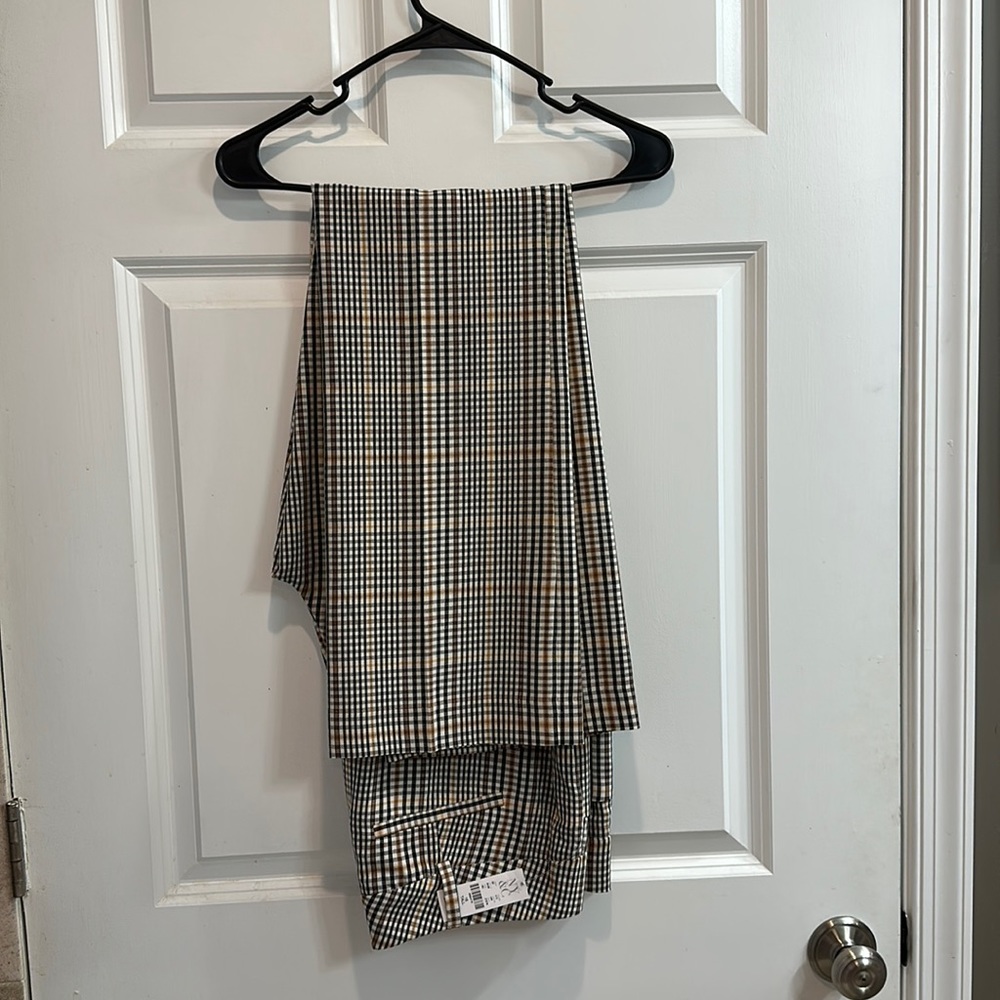 New York & Company Modern Fit Bootcut SZ 16 Long. New/Never Worn